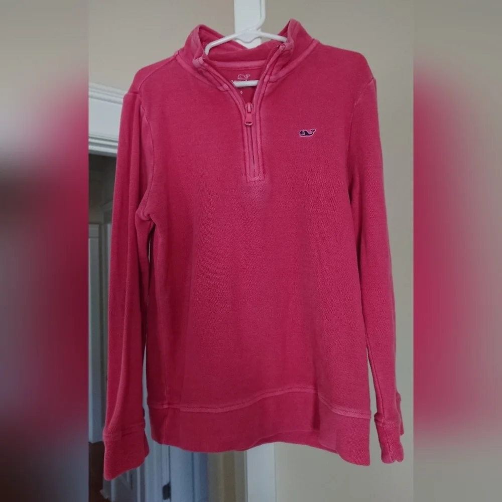 Vineyard Vines this stylish